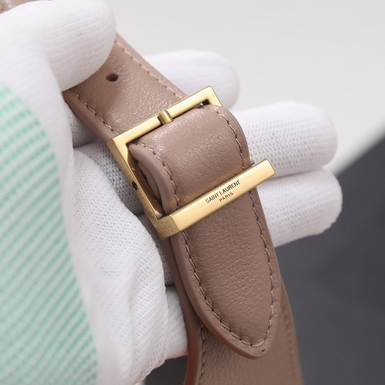 YSL Le 657230 24x24x10cm 8D4_6