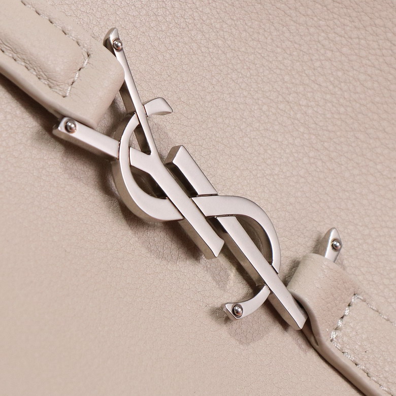 YSL Le 657230 24x24x10cm 8D6_2