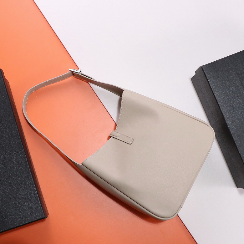 YSL Le 657230 24x24x10cm 8D6_3