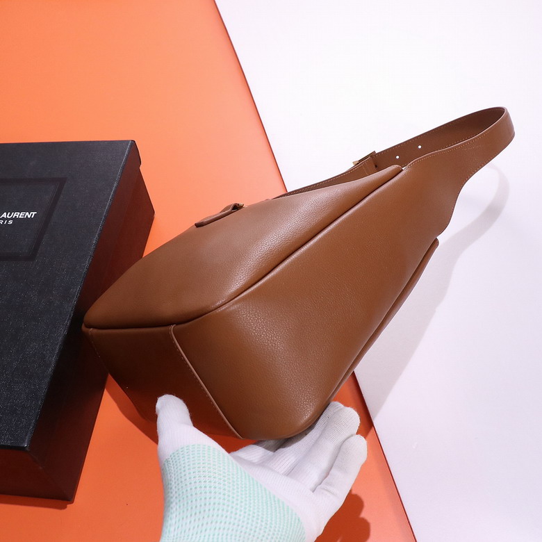 YSL Le 657230 24x24x10cm 8D7_4