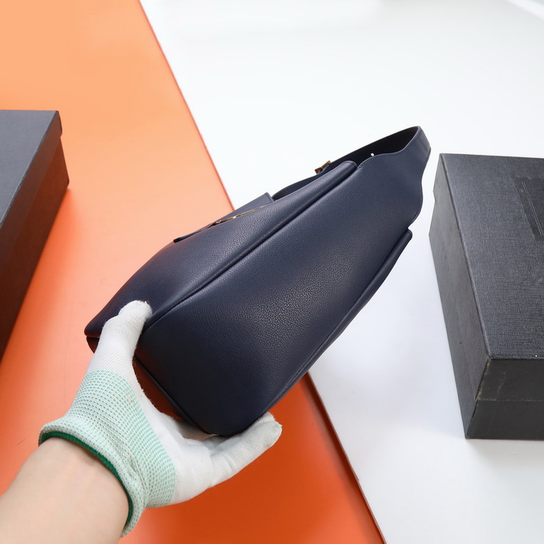 YSL Le 657230 24x24x10cm 8D8_4