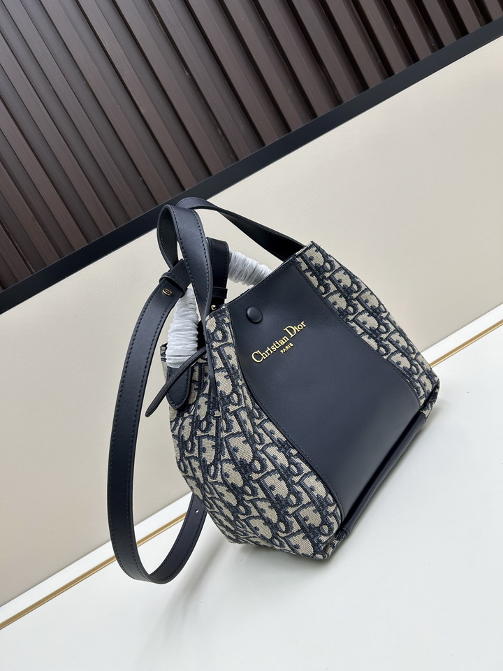 Dior signature 0341 21x19x11cm jj_2