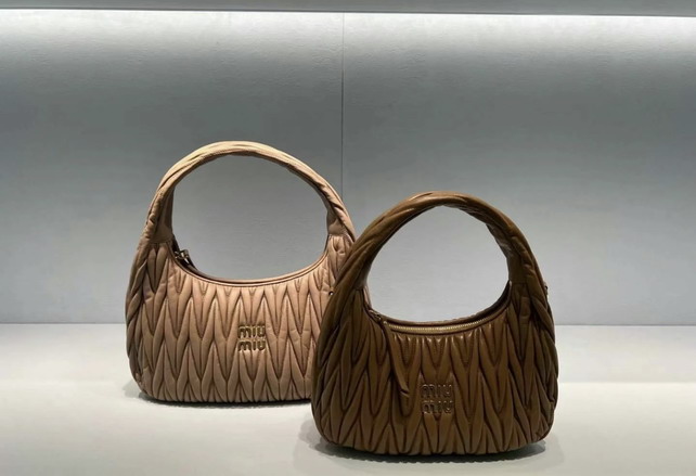 Miu 5BC153 25x18x7cm AP_4