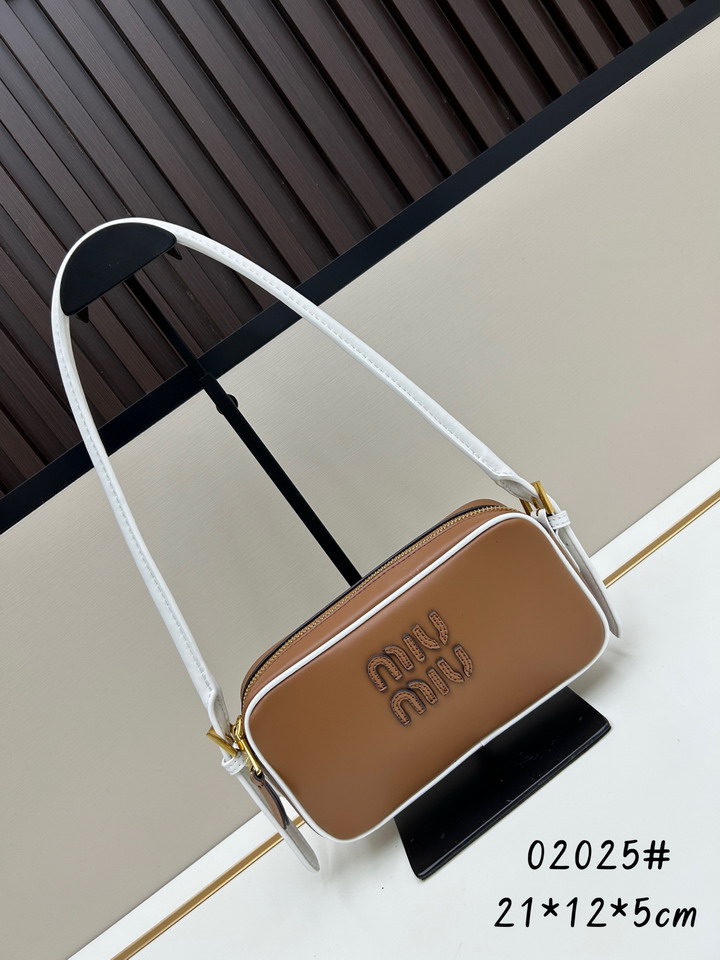 Miu 02025 21x11 5x4 5cm jj1_1