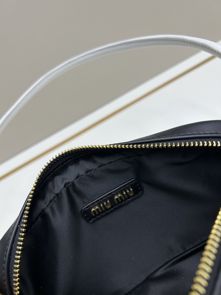 Miu 02025 21x11 5x4 5cm jj_8