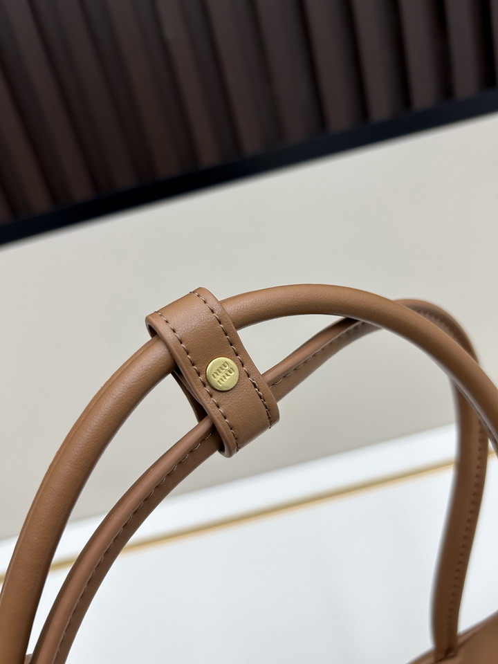 Miu 07047 28x11x8 5cm jj3_6