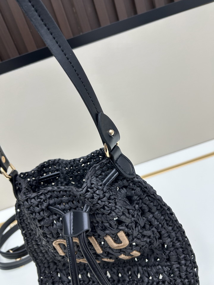 Miu 3117 21x24cm jj1_5