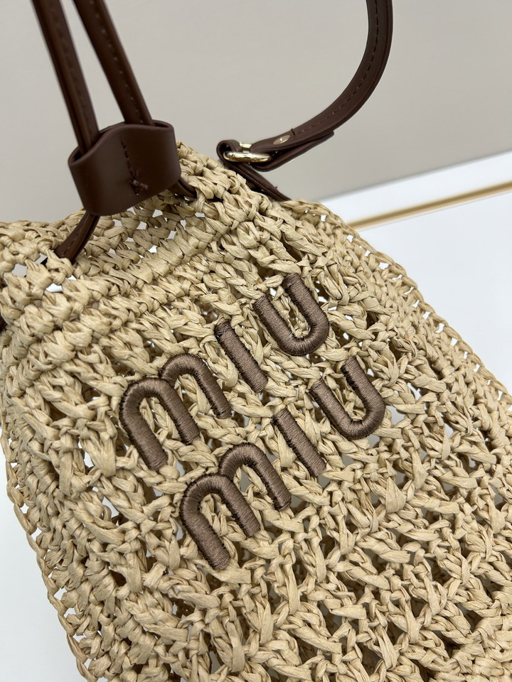 Miu 3117 21x24cm jj_4