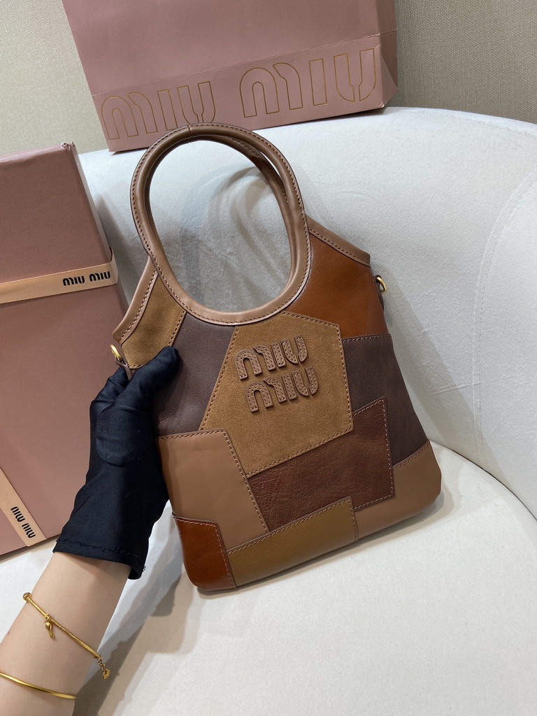 Miu 5BA281 24x20cm AP_4