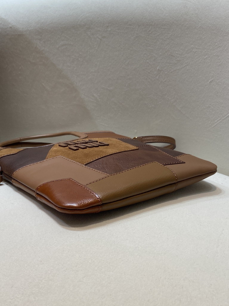 Miu 5BA281 24x20cm AP_7