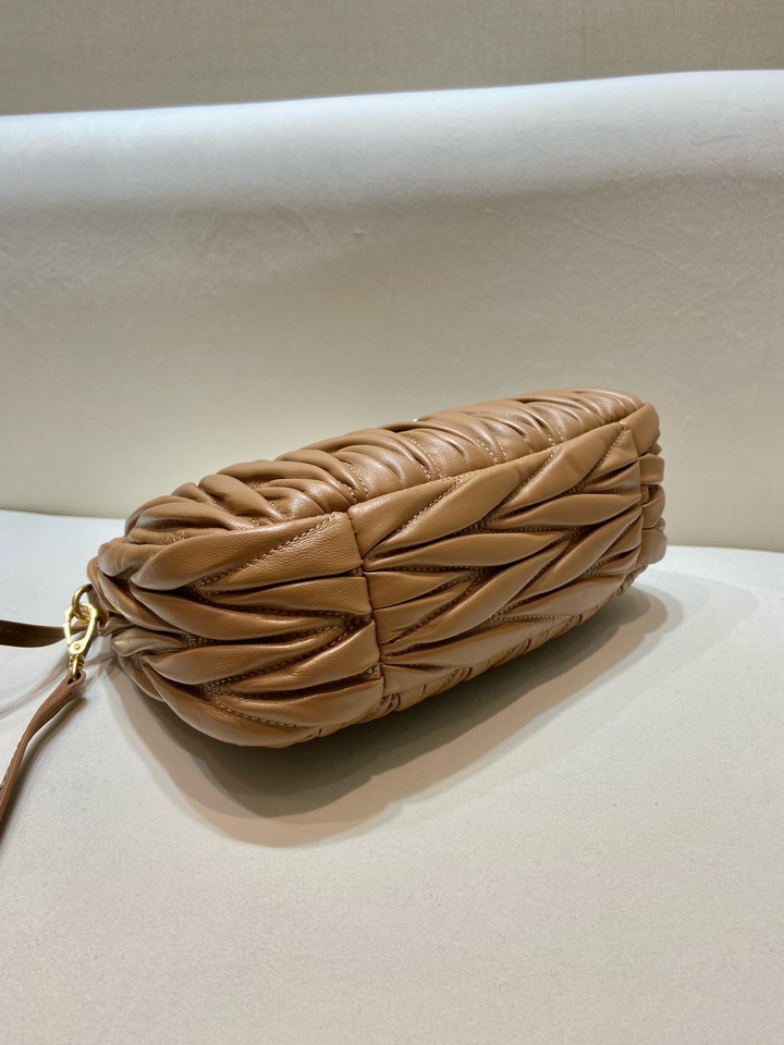 Miu 5BB125 20x17x6cm AP1_10