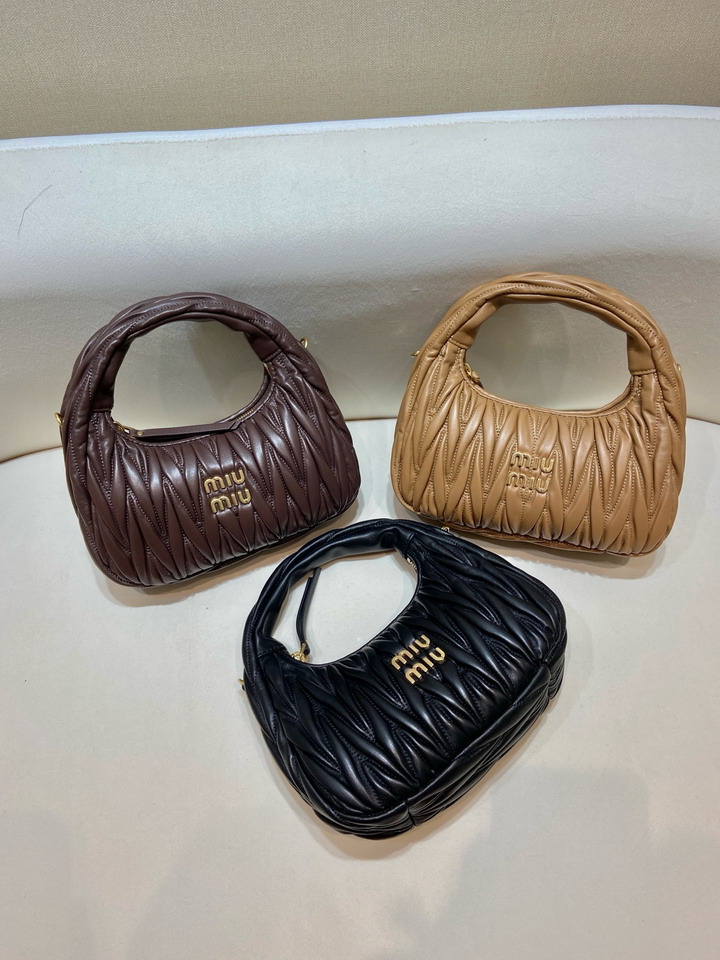 Miu 5BB125 20x17x6cm AP1_4