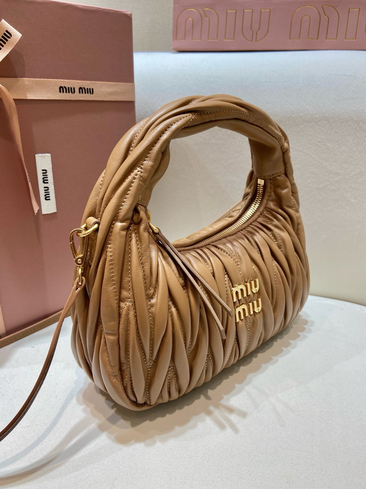 Miu 5BB125 20x17x6cm AP1_6