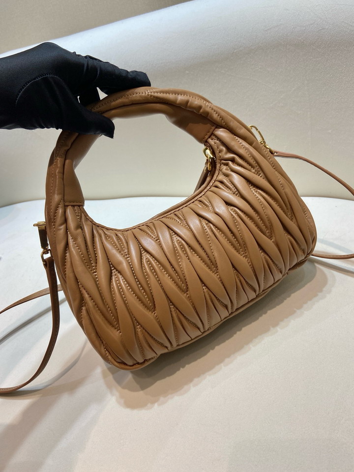 Miu 5BB125 20x17x6cm AP1_8