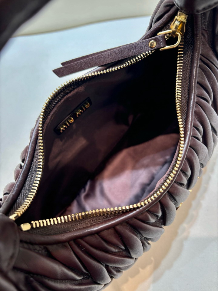 Miu 5BB125 20x17x6cm AP2_8