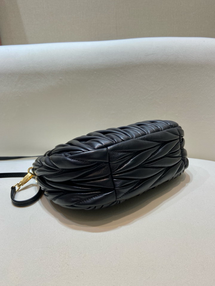 Miu 5BB125 20x17x6cm AP3_6