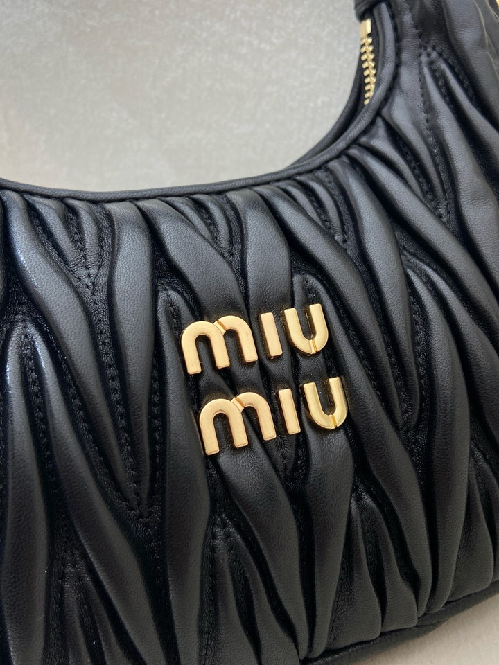 Miu 5BB125 20x17x6cm AP3_7