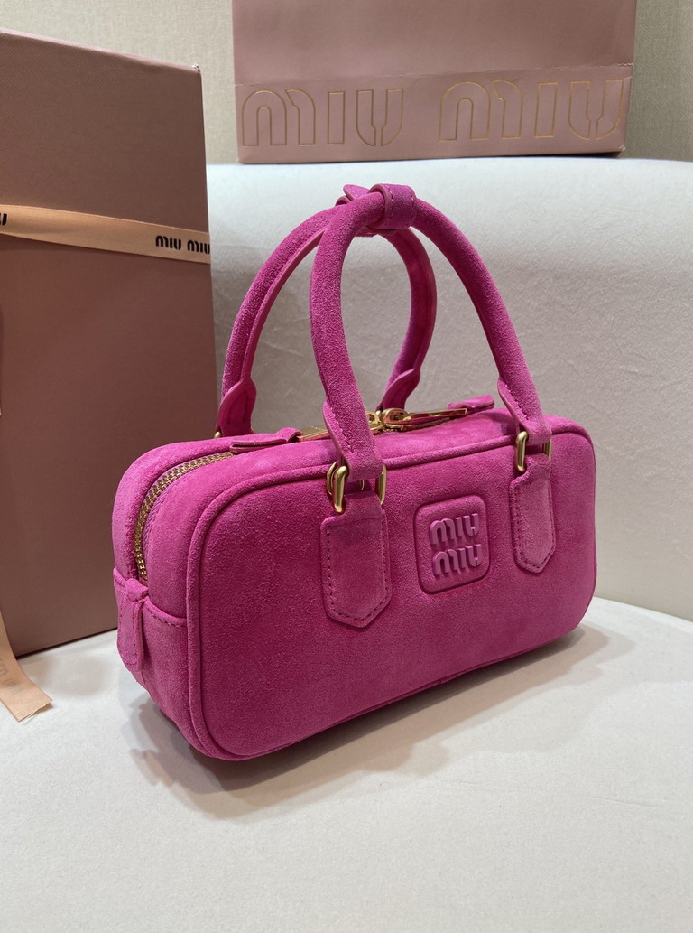 Miu 5BB142 22x10 5x7 5cm AP_4