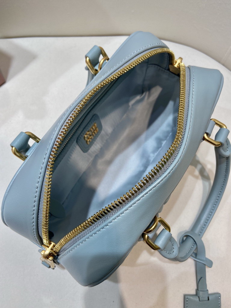 Miu 5BB142 23x12x8cm AP_9