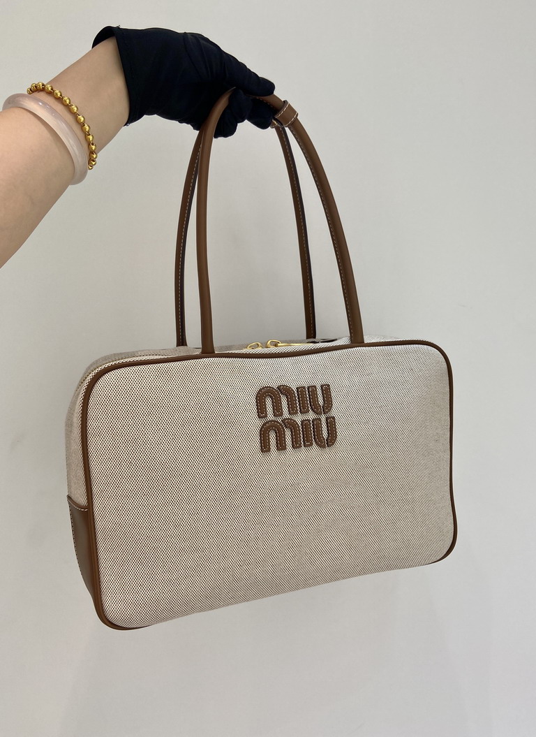 Miu 5BB163 20x34x10cm AP_3
