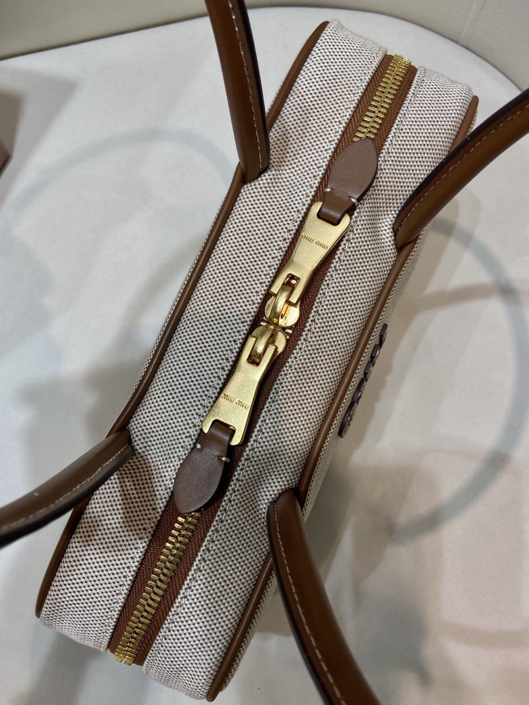 Miu 5BB173 28x11 5x8cm AP_8