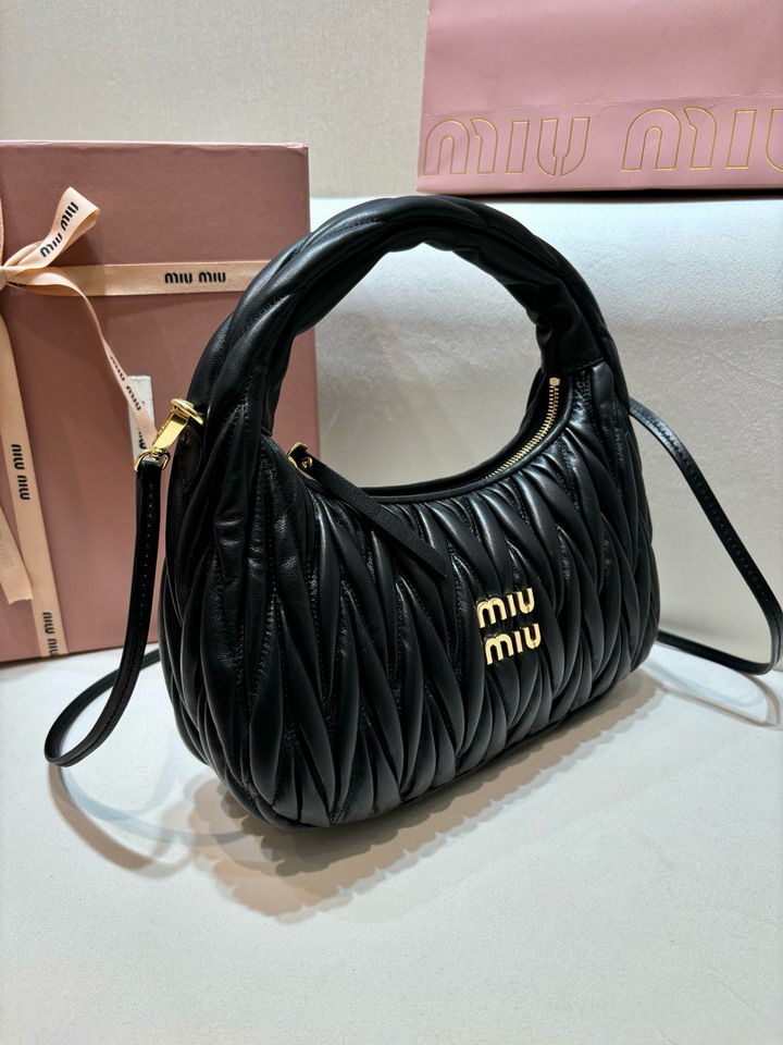 Miu 5BC153 25x18x7cm AP2_2