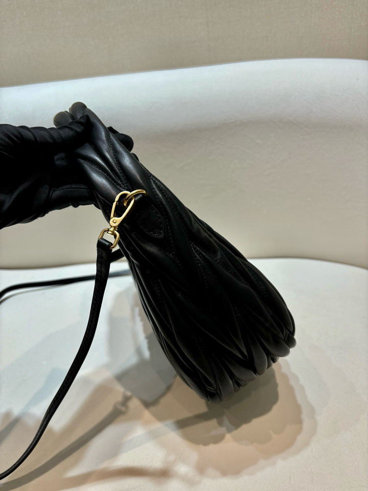 Miu 5BC153 25x18x7cm AP2_5