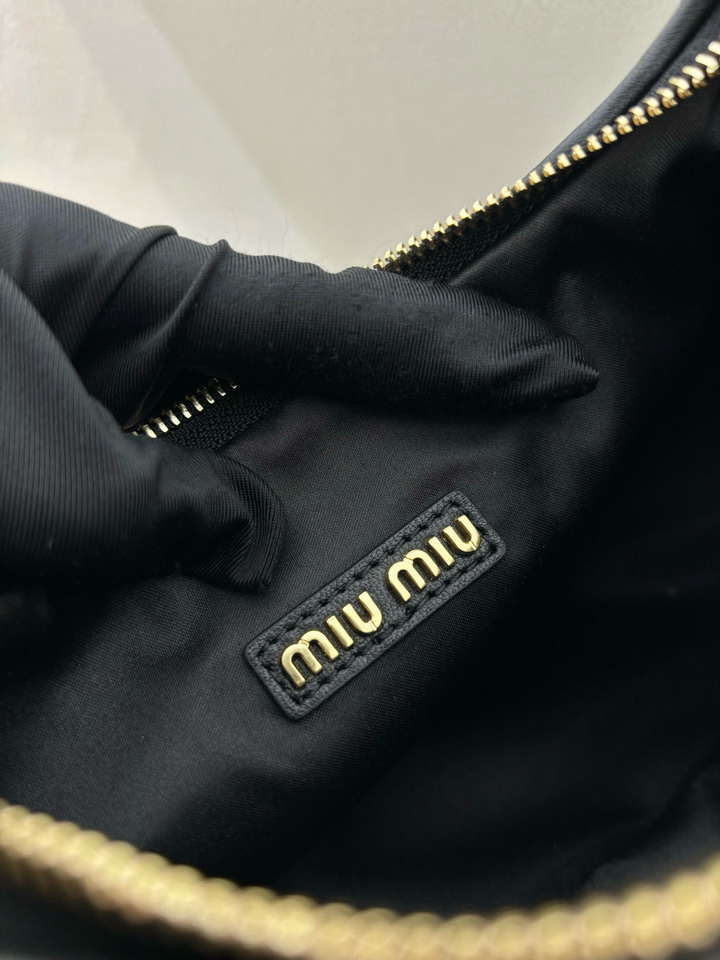 Miu 5BC153 25x18x7cm AP2_9