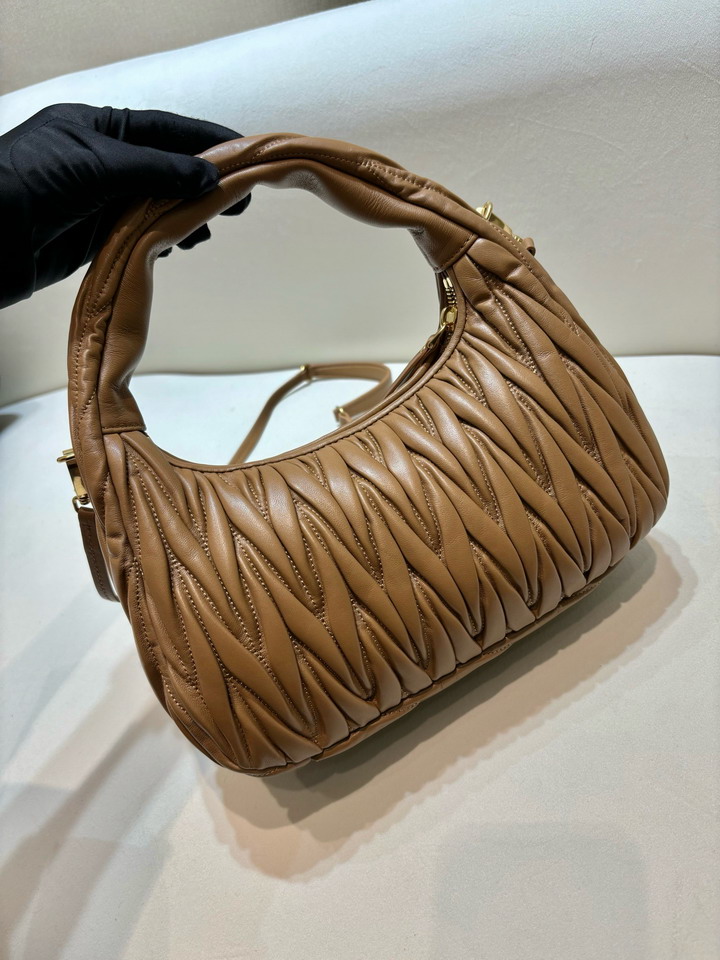 Miu 5BC153 25x18x7cm AP_7