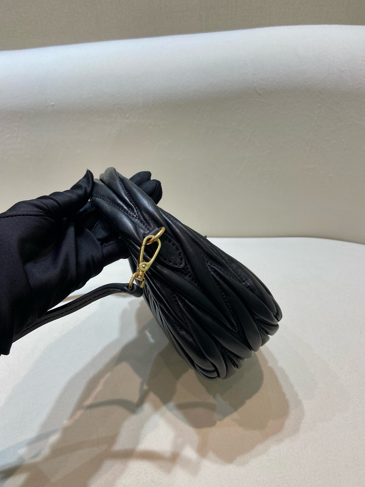 Miu 5BP078 17 5x14x5 5cm AP_6