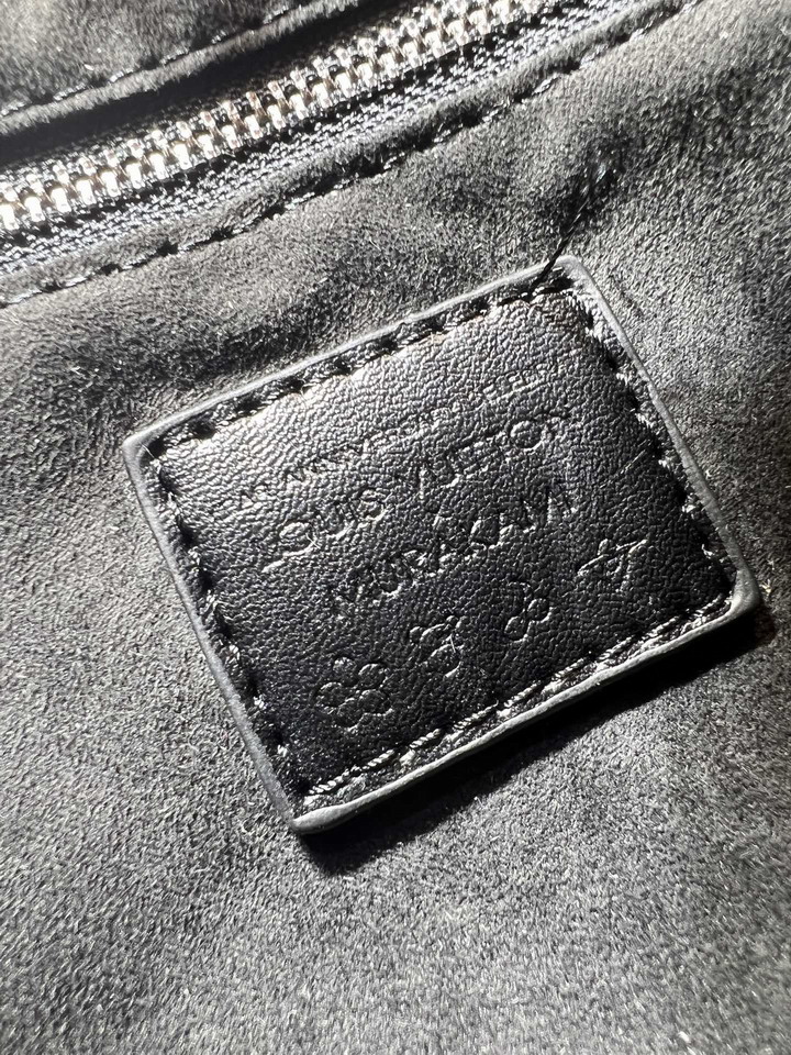 On M13079 35x27x14cm ss_8