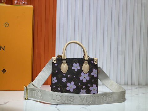 On M46373 18x15x8 5cm ss_6