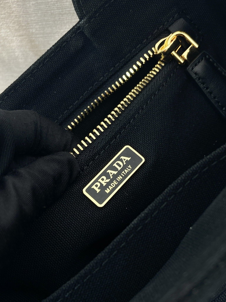 Prada 1BA038 22x15x13cm AP_12