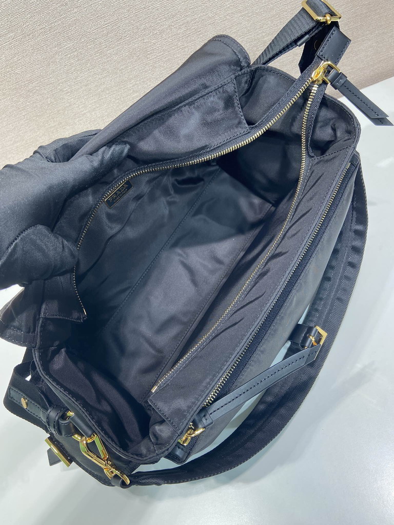 Prada 1BD391 37 5x19x12cm AP_8