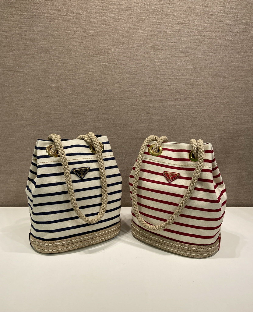 Prada 1BE082 28x23 5x15cm AP_2