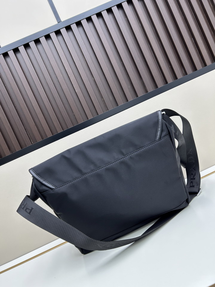 Prada 2387 30x25cm jj_2