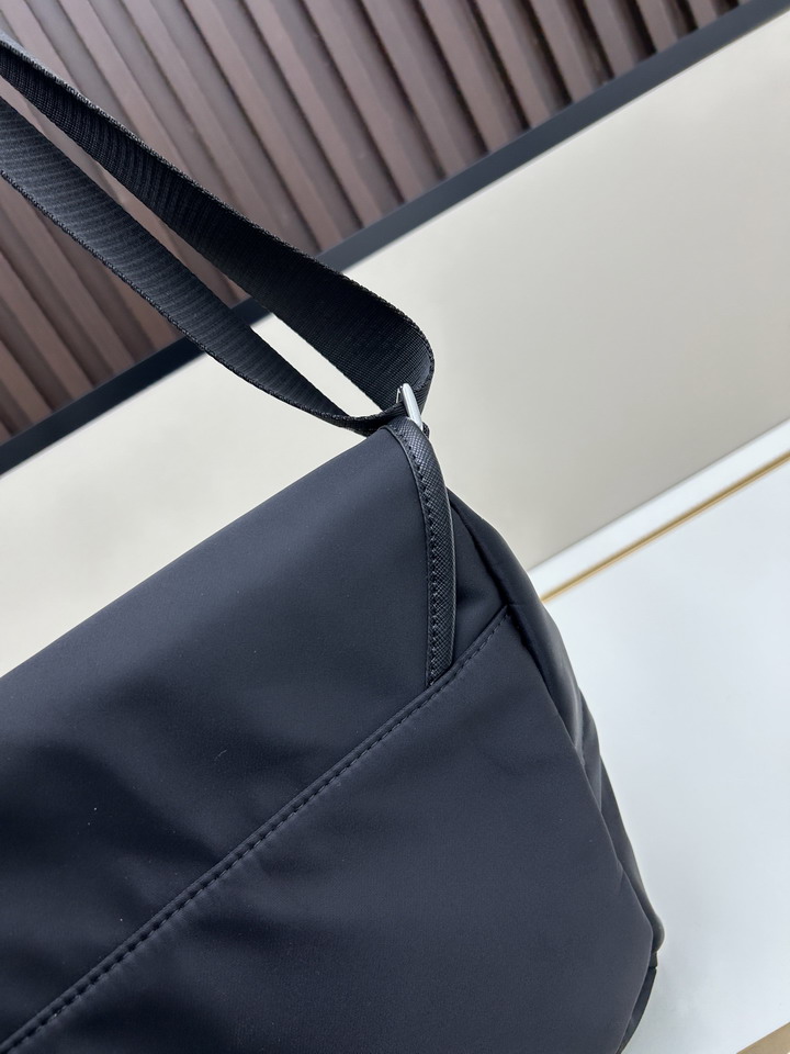 Prada 2387 30x25cm jj_6