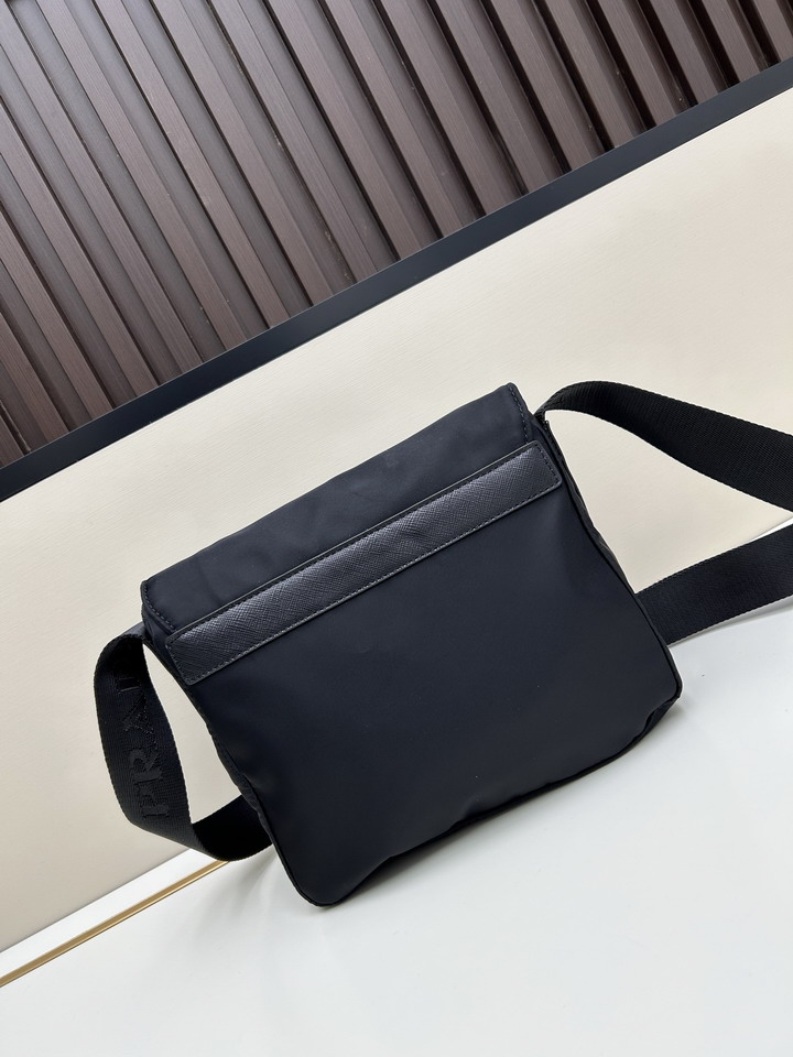 Prada 2388 24x19cm jj_3