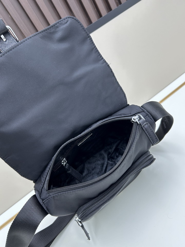 Prada 2388 24x19cm jj_7