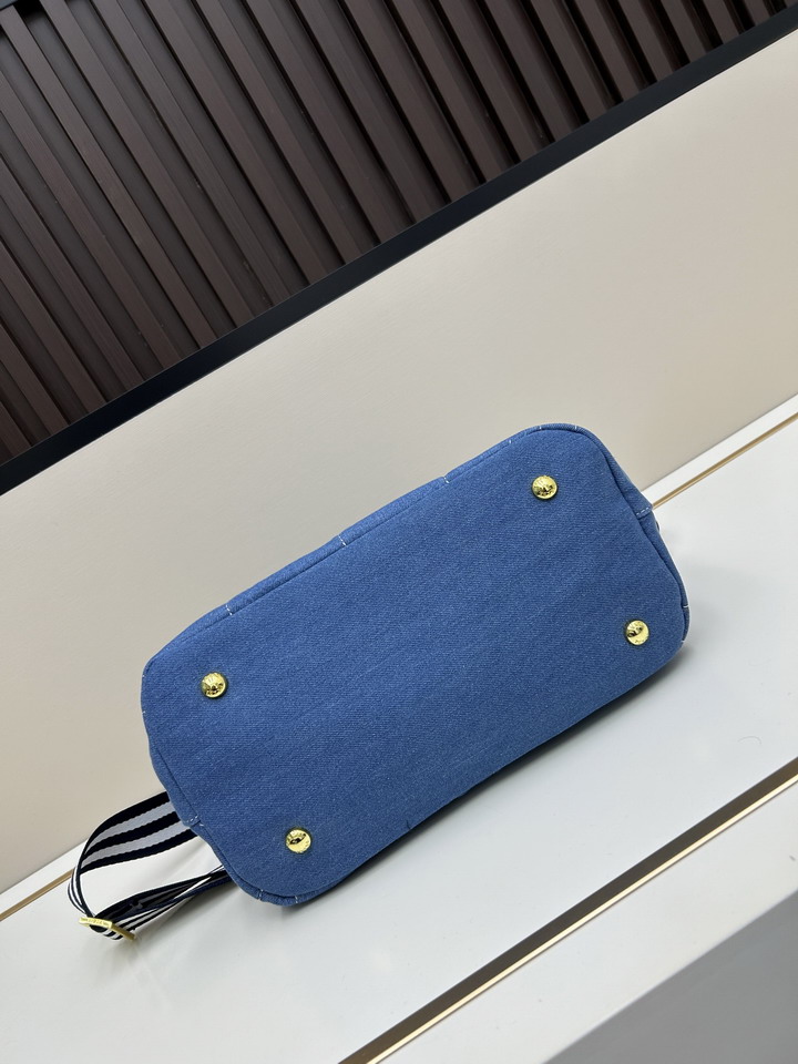 Prada 2515 30x20cm jj_6