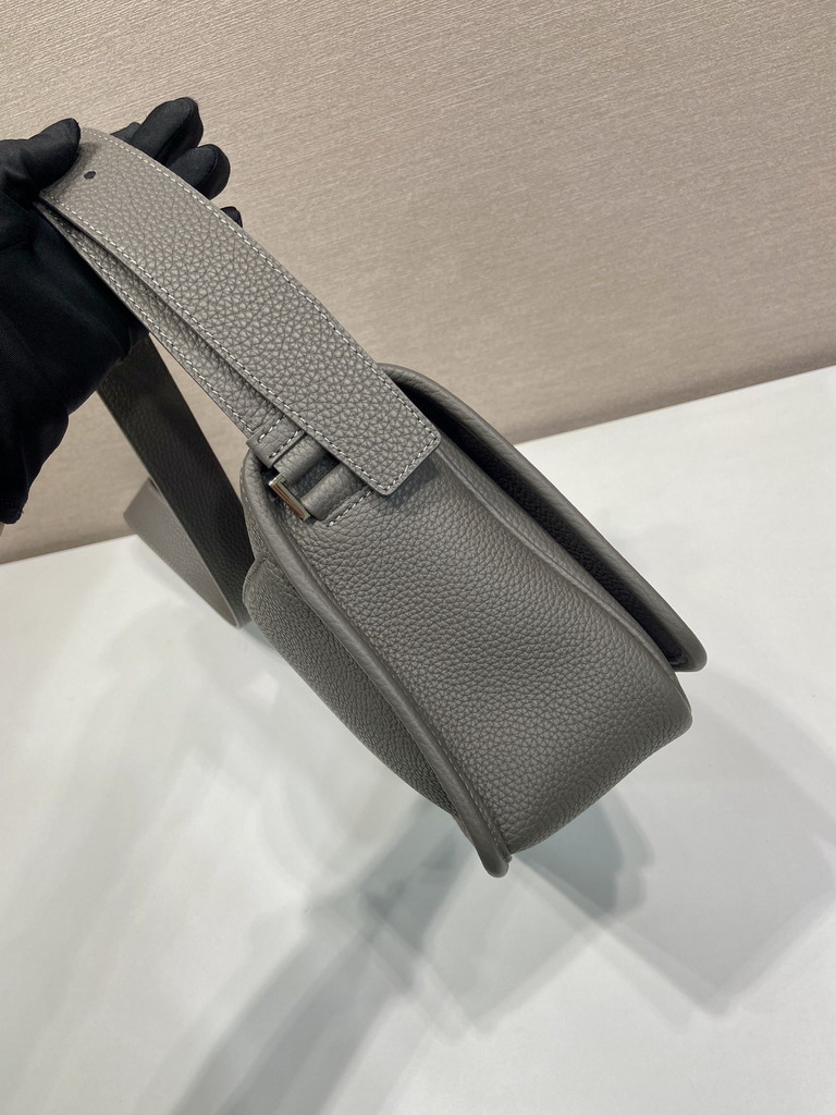 Prada 2VD075 30x20x9cm AP1_6