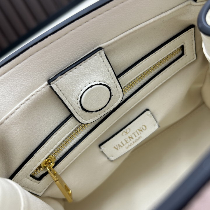 Val 20262 22x19x12cm jj4_8