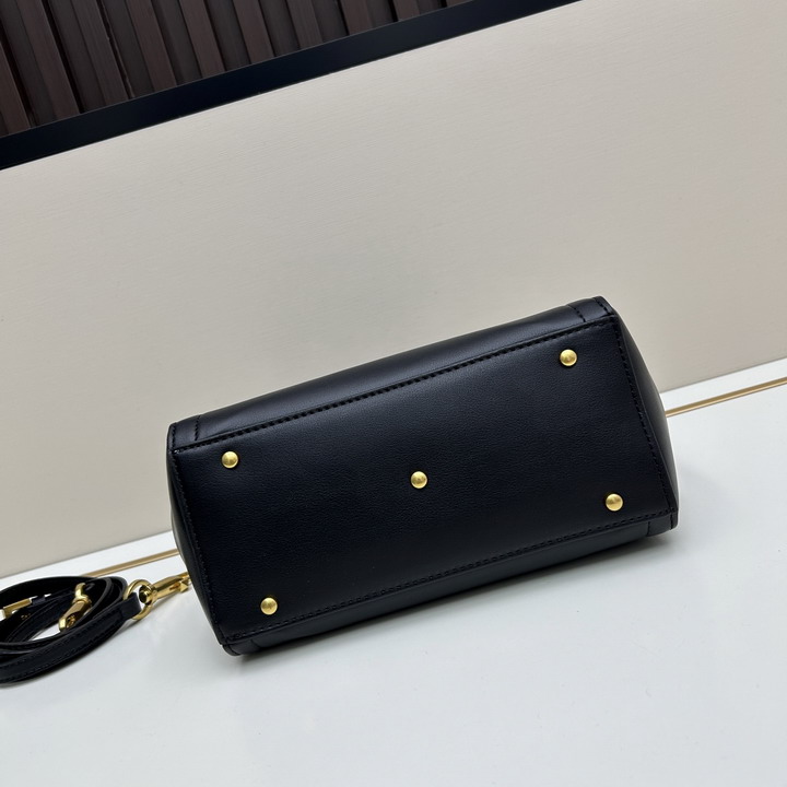 Val 20262 22x19x12cm jj_6