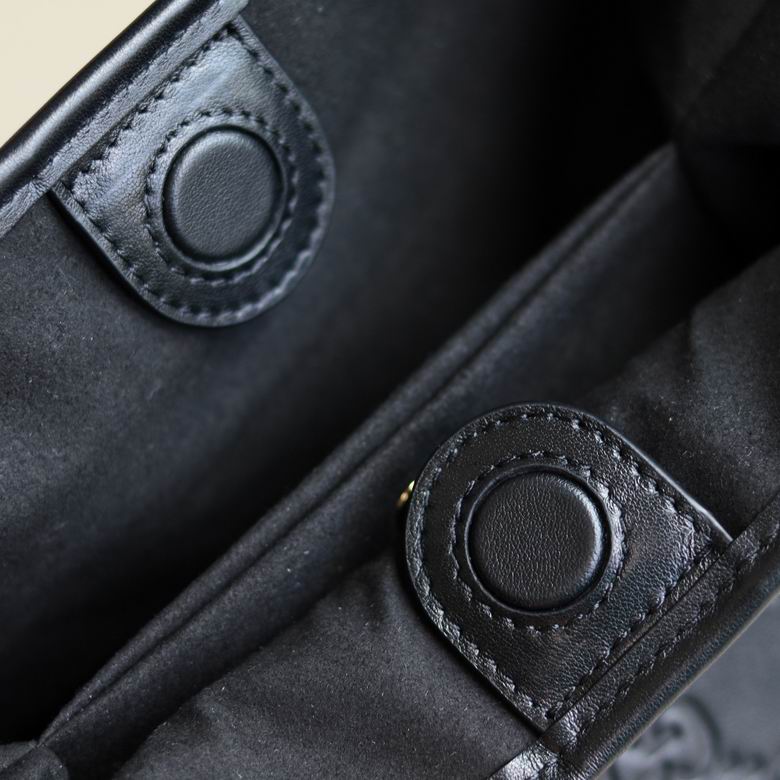 815118 19X18X11 DF (10)