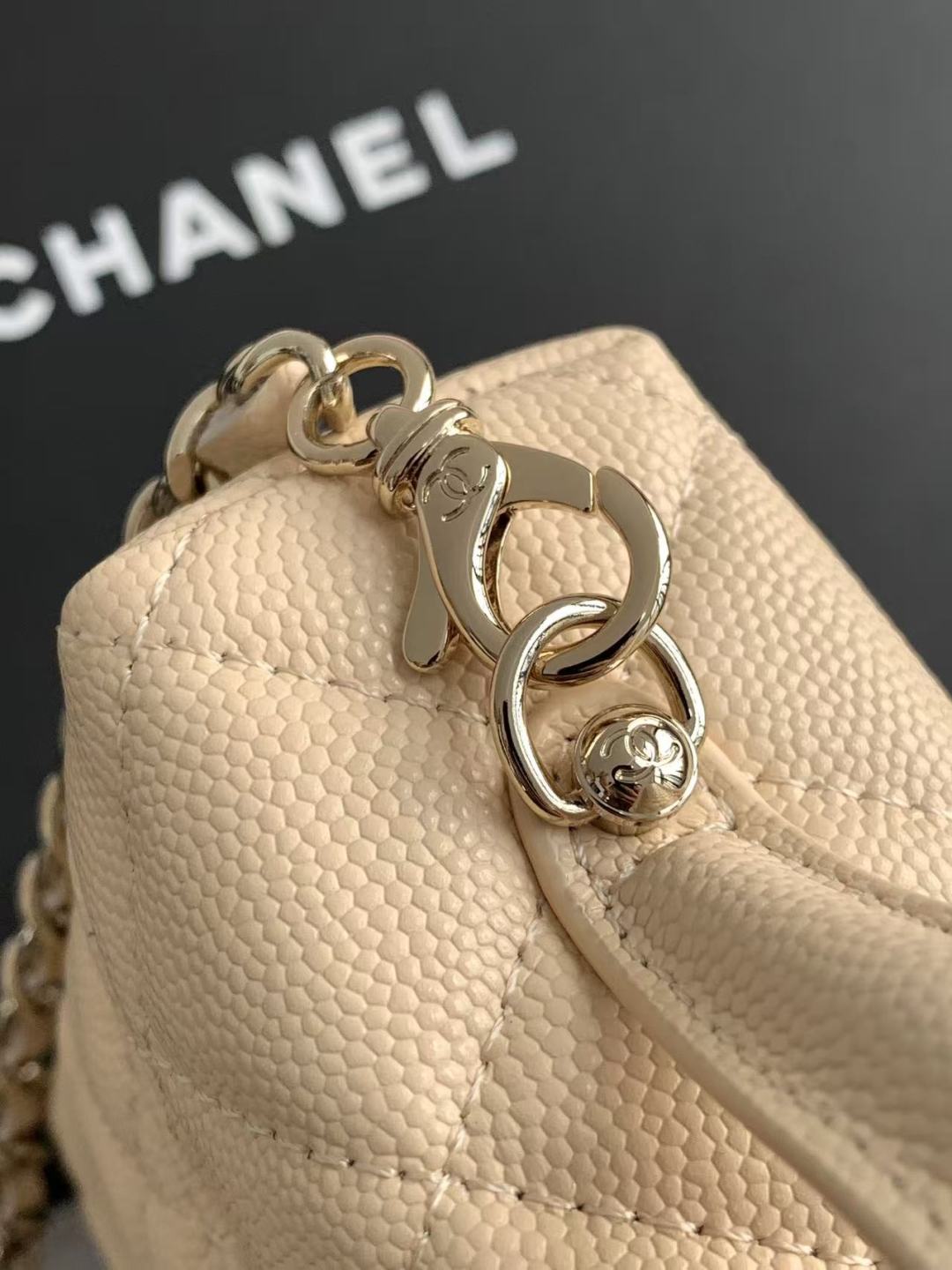 AP4385 19.5X17X5 XZ (62)