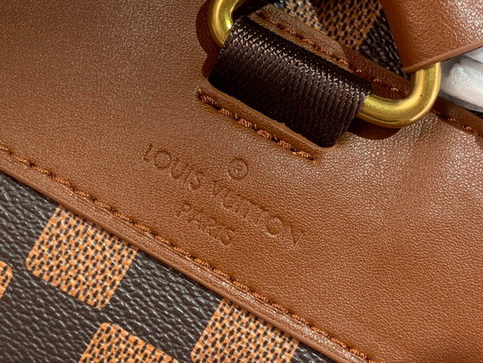 Christopher M40769 38x44x21cm gf_6