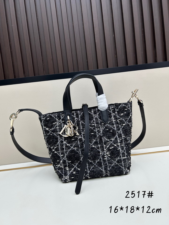 Dior 0327 16x18x12cm jj1_1