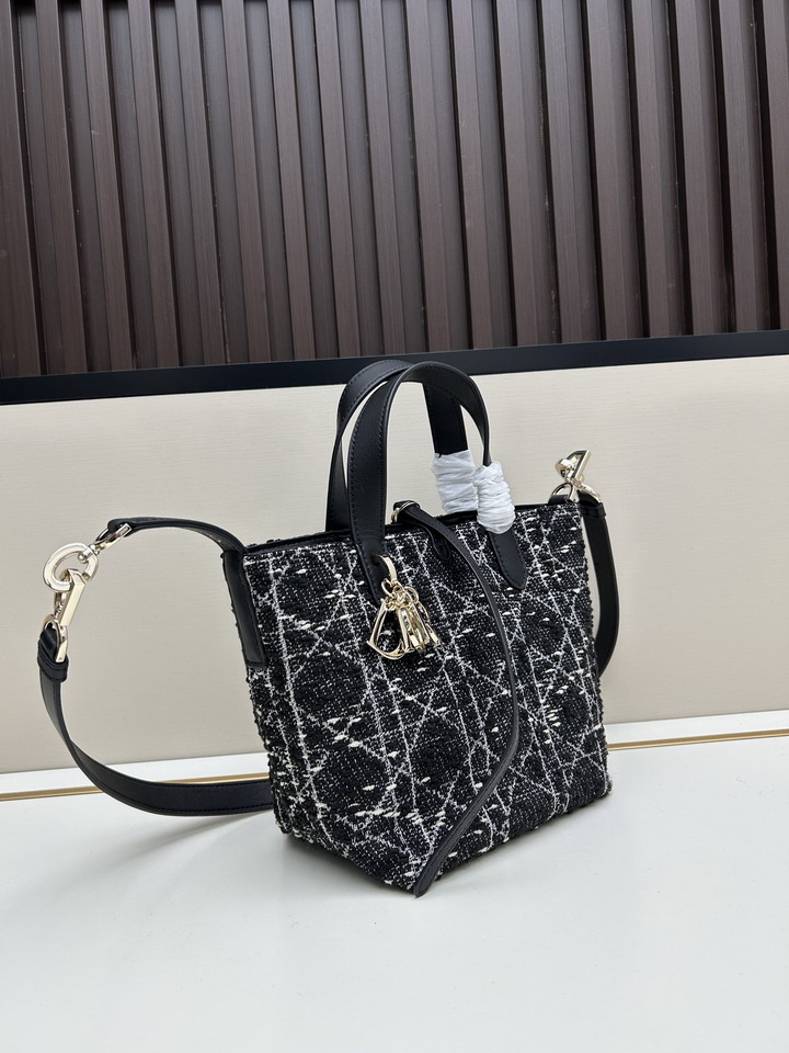Dior 0327 16x18x12cm jj1_2