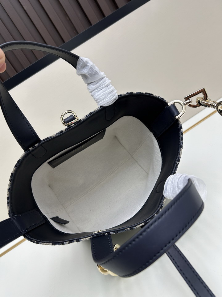 Dior 0327 16x18x12cm jj2_7