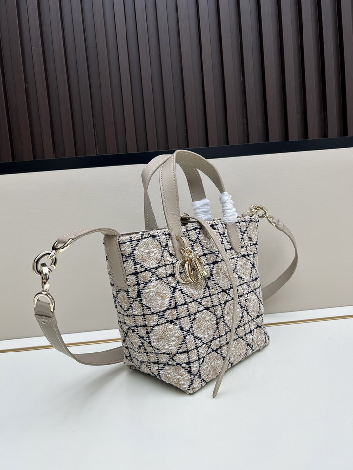 Dior 0327 16x18x12cm jj_2